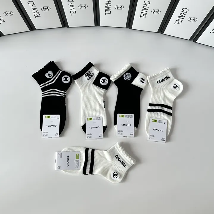 スーパーコピー シャネル 靴下
