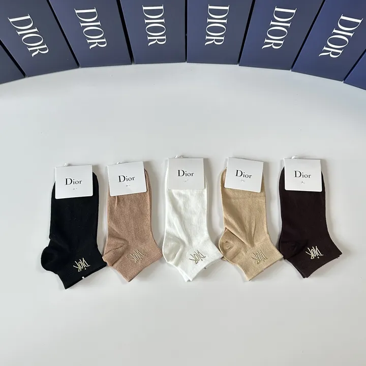 スーパーコピー ディオール 靴下