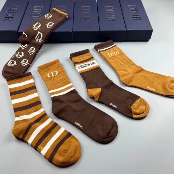 スーパーコピー ディオール 靴下