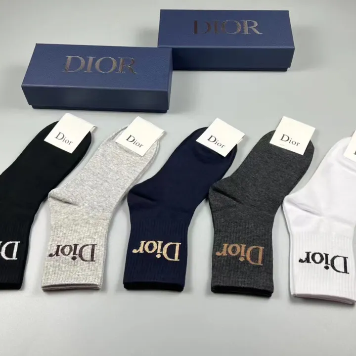 スーパーコピー ディオール 靴下