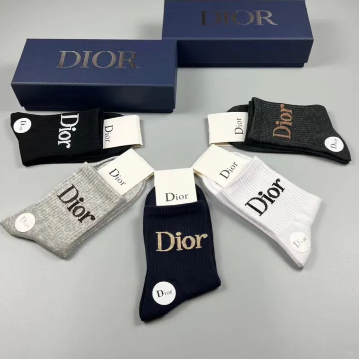 スーパーコピー ディオール 靴下