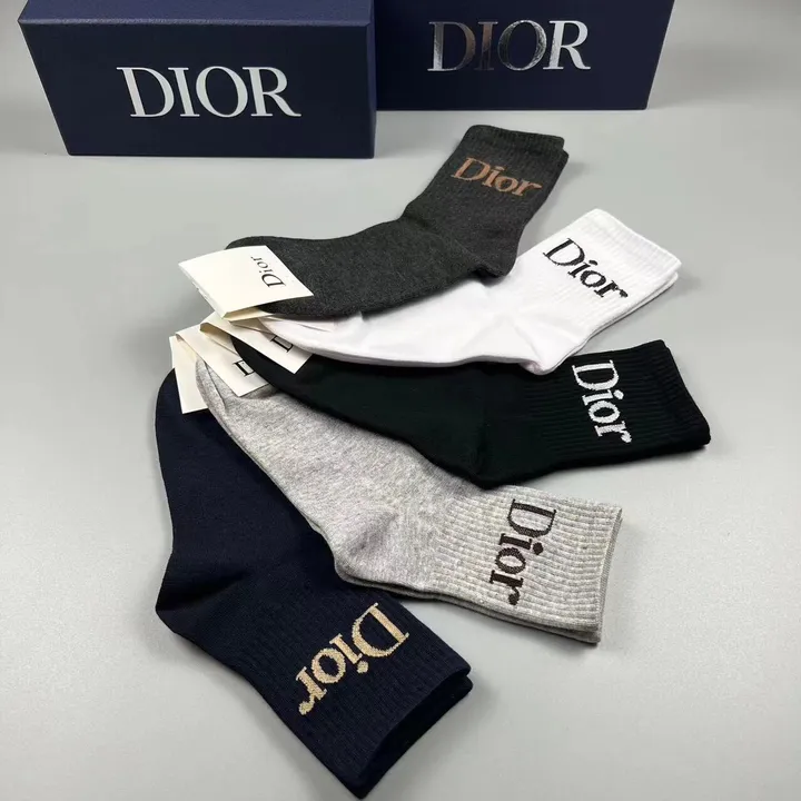 スーパーコピー ディオール 靴下
