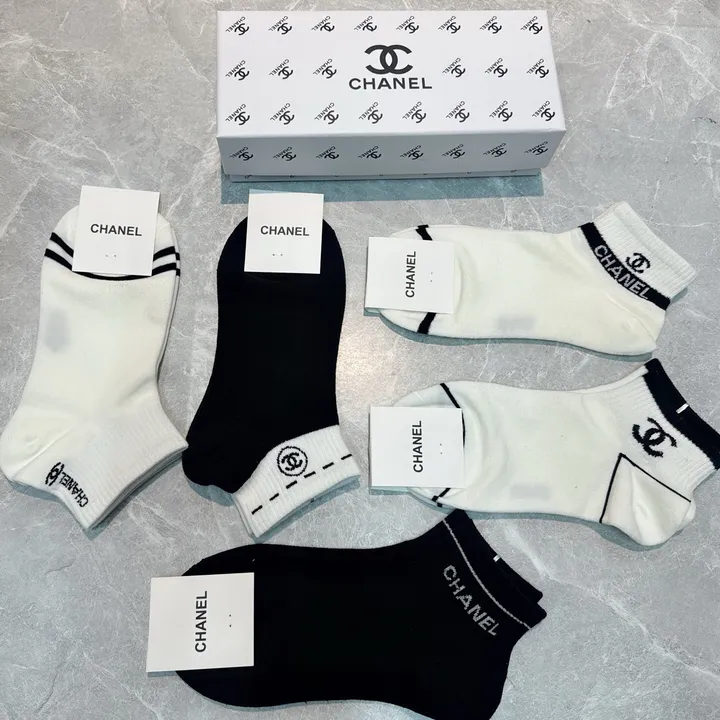 スーパーコピー シャネル 靴下
