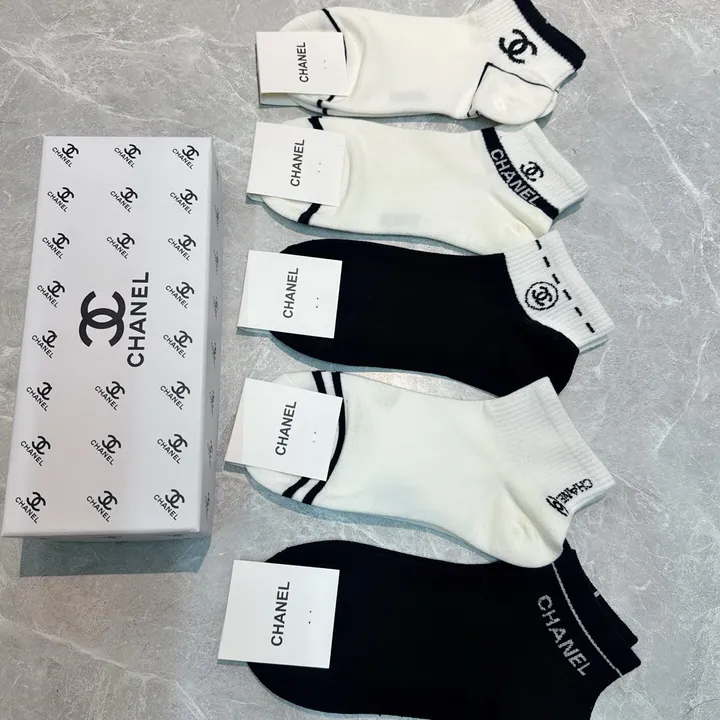 スーパーコピー シャネル 靴下