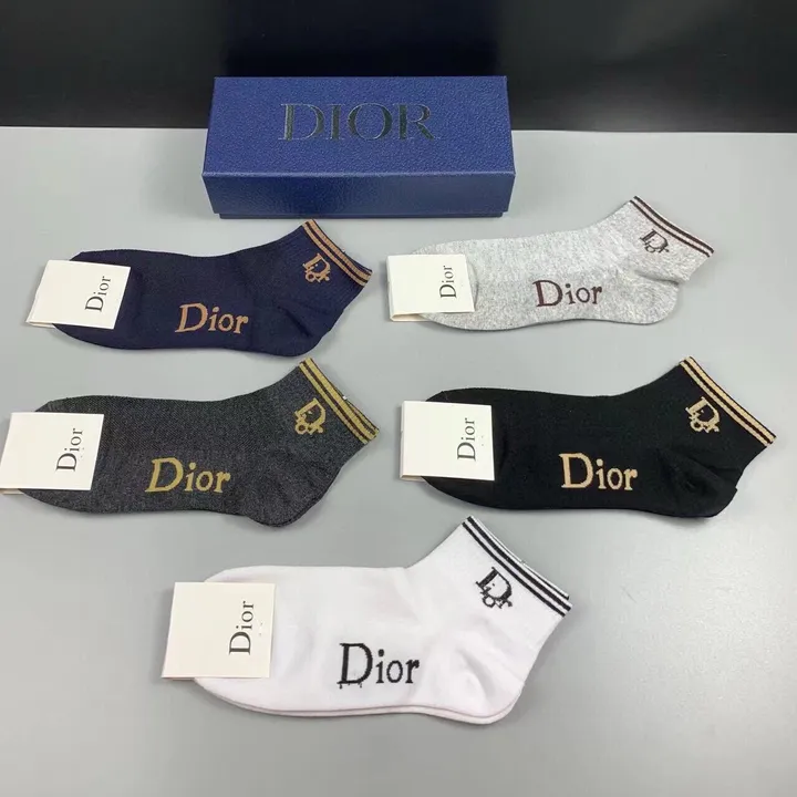 スーパーコピー ディオール 靴下