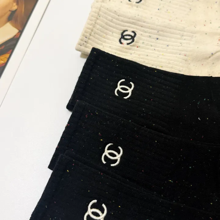 スーパーコピー シャネル 靴下