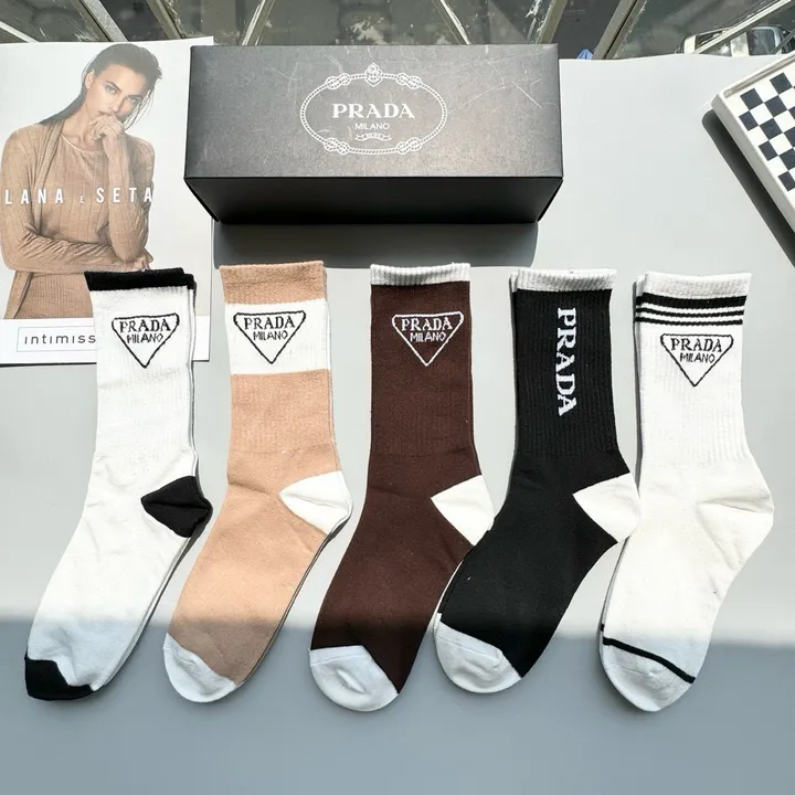 スーパーコピー バレンシアガ 靴下