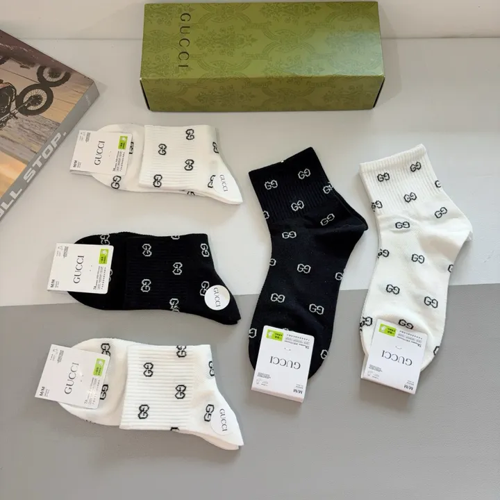 スーパーコピー グッチ 靴下
