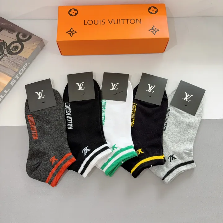スーパーコピー ルイヴィトン 靴下