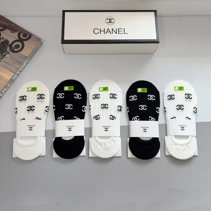スーパーコピー シャネル 靴下