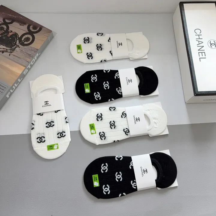 スーパーコピー シャネル 靴下