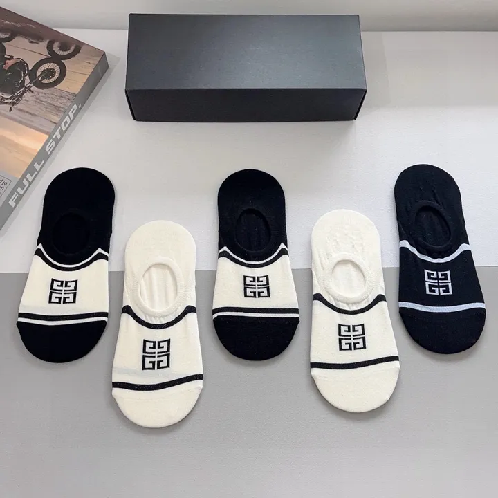 スーパーコピー ジバンシィ 靴下