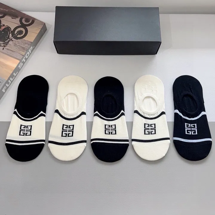 スーパーコピー ジバンシィ 靴下