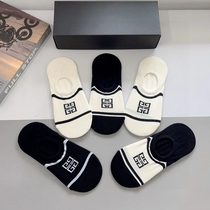 スーパーコピー ジバンシィ 靴下