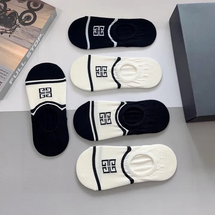 スーパーコピー ジバンシィ 靴下