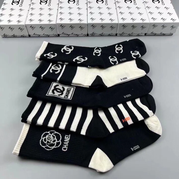 スーパーコピー シャネル 靴下