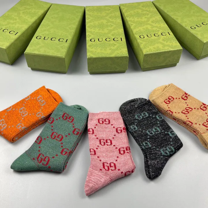 スーパーコピー グッチ 靴下
