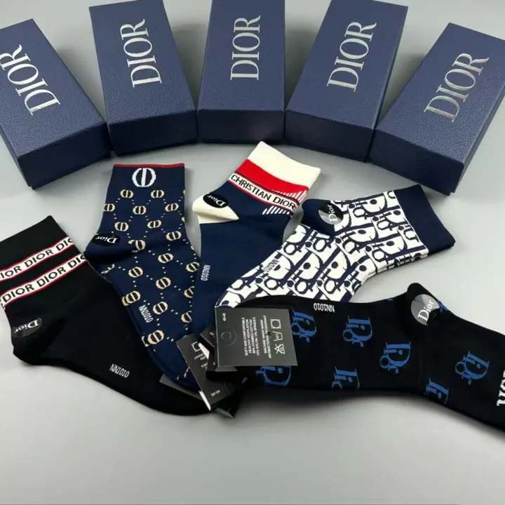 スーパーコピー ディオール 靴下