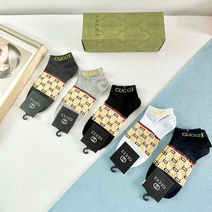 スーパーコピー グッチ 靴下
