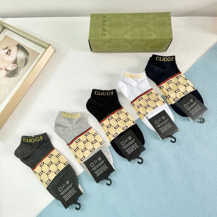 スーパーコピー グッチ 靴下
