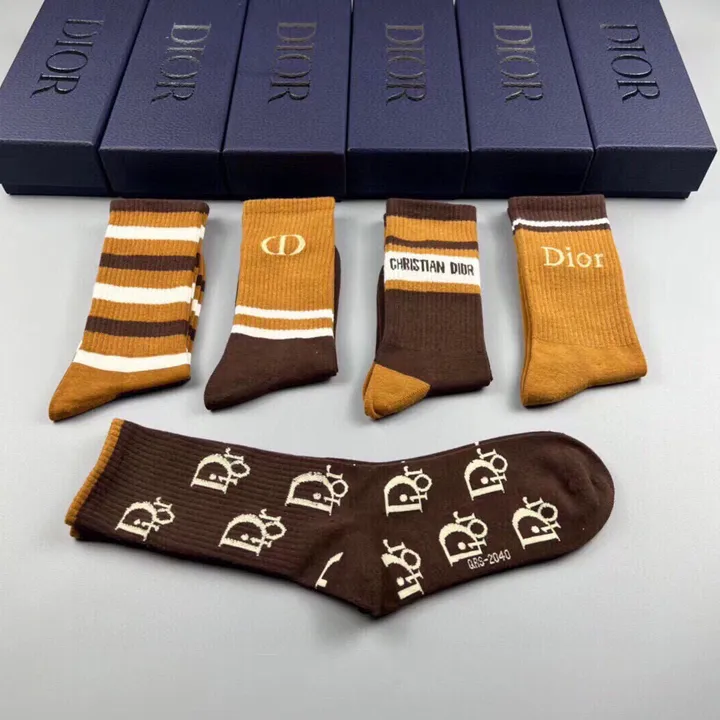スーパーコピー ディオール 靴下