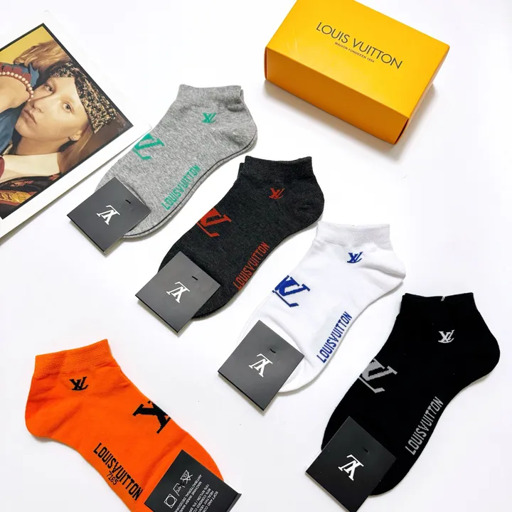 スーパーコピー ルイヴィトン 靴下