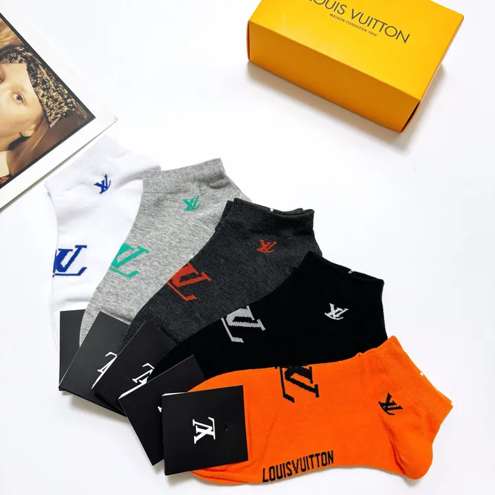 スーパーコピー ルイヴィトン 靴下