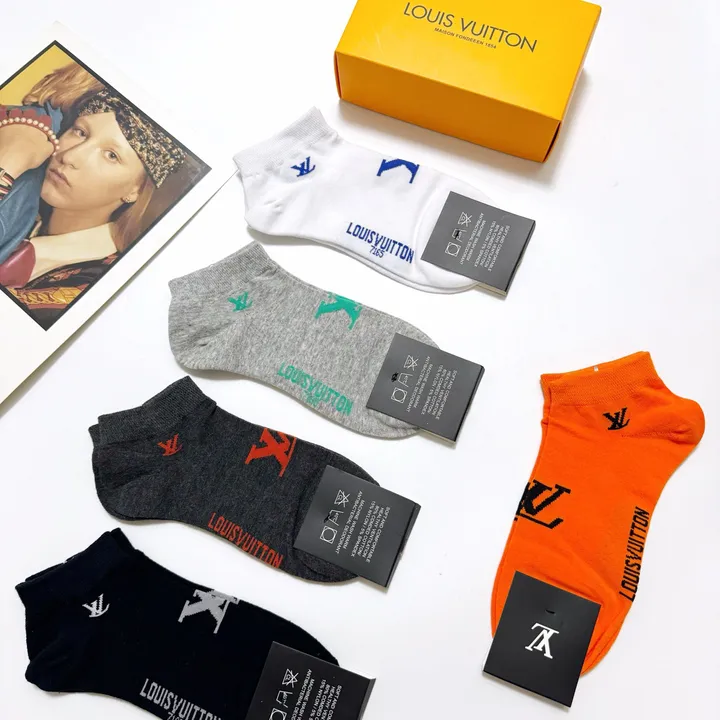 スーパーコピー ルイヴィトン 靴下