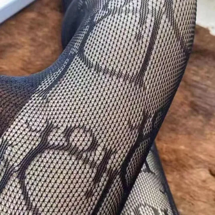 スーパーコピー ディオール 靴下