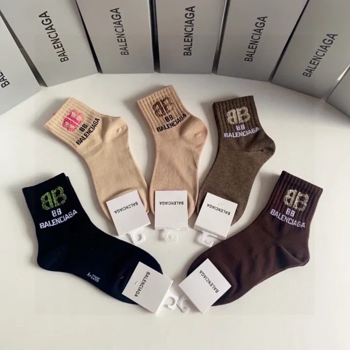 スーパーコピー バレンシアガ 靴下