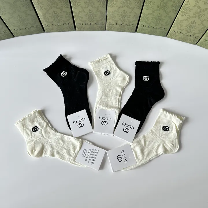 スーパーコピー グッチ 靴下