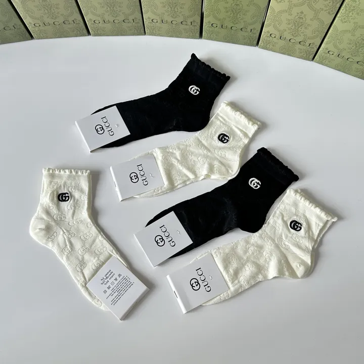 スーパーコピー グッチ 靴下