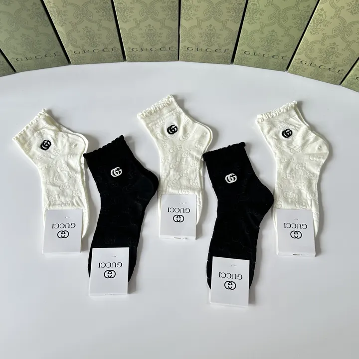 スーパーコピー グッチ 靴下