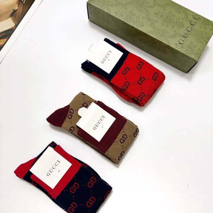 スーパーコピー グッチ 靴下