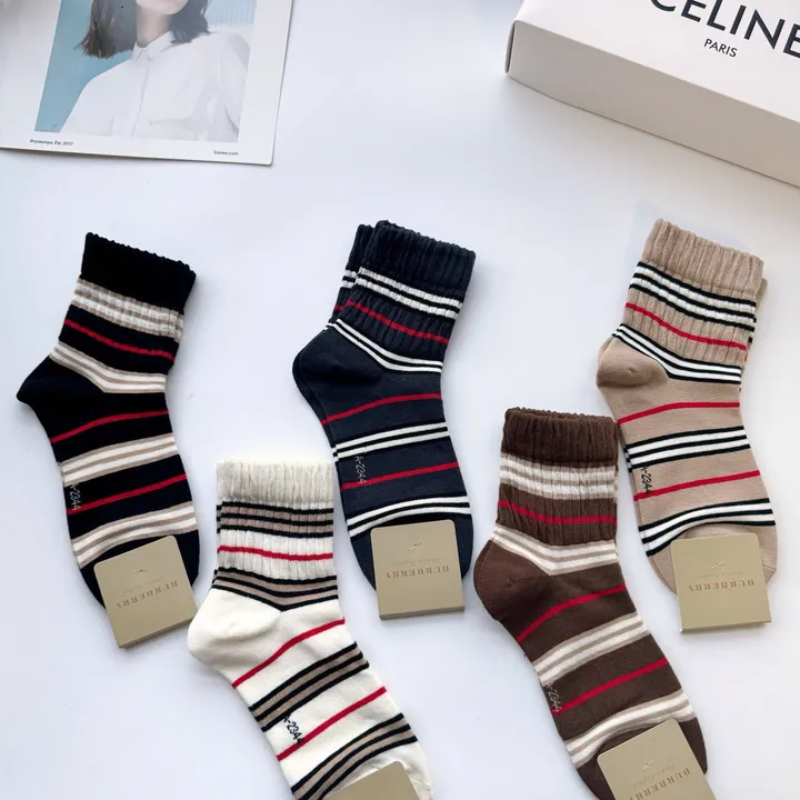 スーパーコピー シャネル 靴下