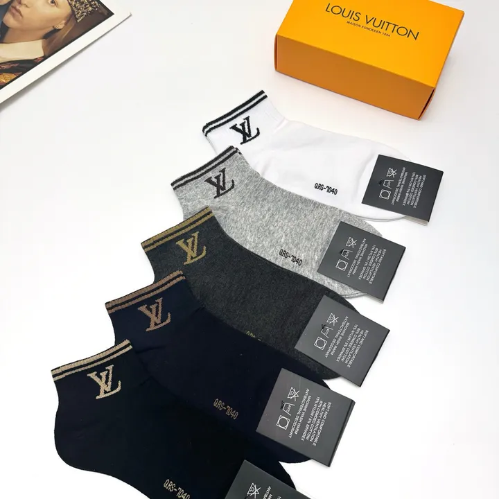 スーパーコピー ルイヴィトン 靴下