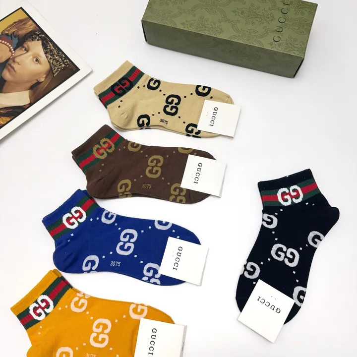 スーパーコピー グッチ 靴下