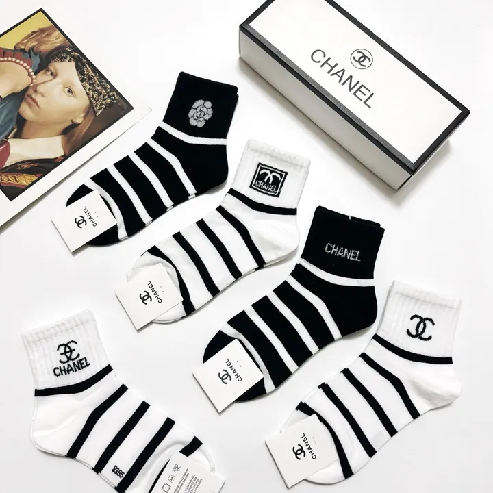 スーパーコピー シャネル 靴下