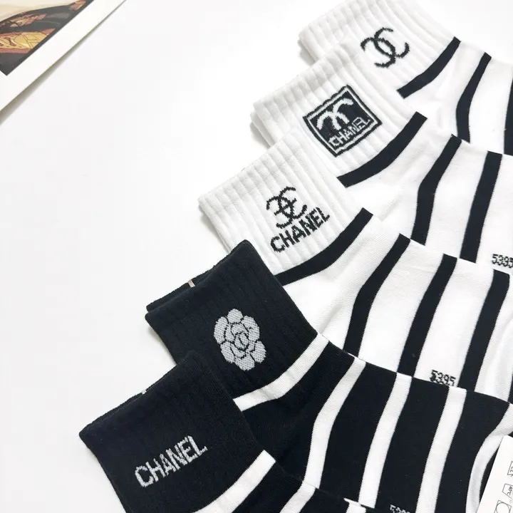 スーパーコピー シャネル 靴下