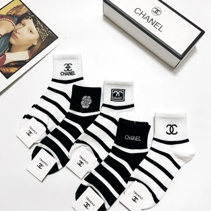スーパーコピー シャネル 靴下