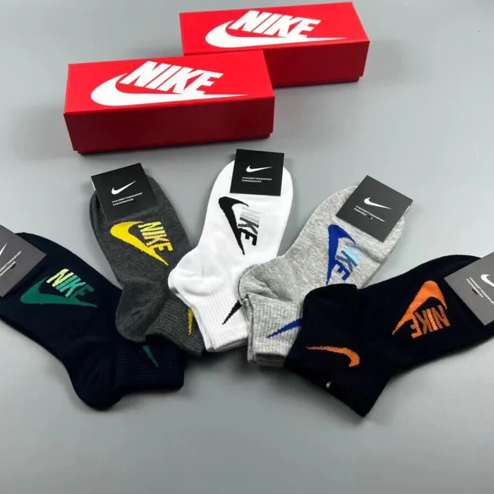 スーパーコピー ナイキ 靴下