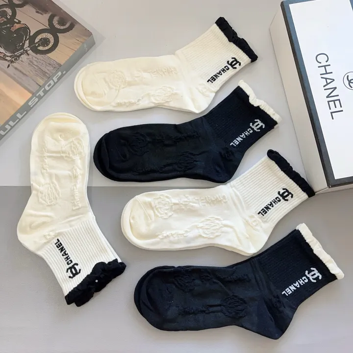 スーパーコピー シャネル 靴下
