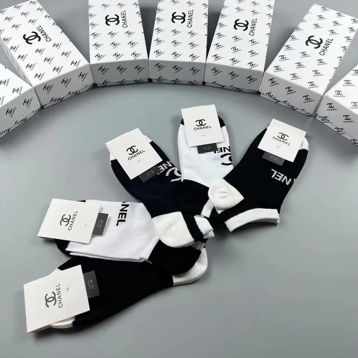 スーパーコピー シャネル 靴下