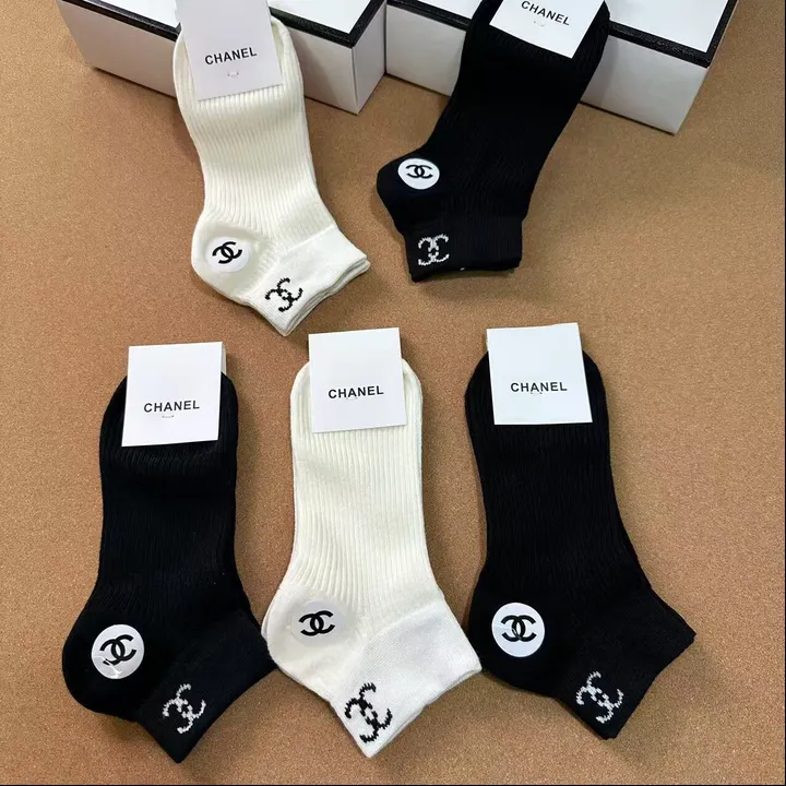 スーパーコピー シャネル 靴下