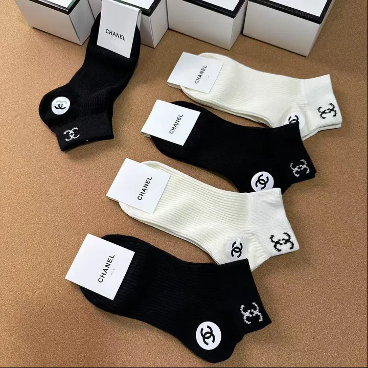 スーパーコピー シャネル 靴下