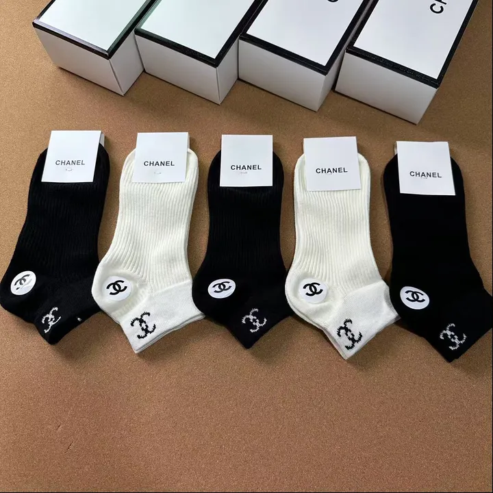 スーパーコピー シャネル 靴下