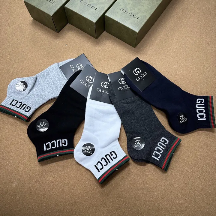 スーパーコピー グッチ 靴下