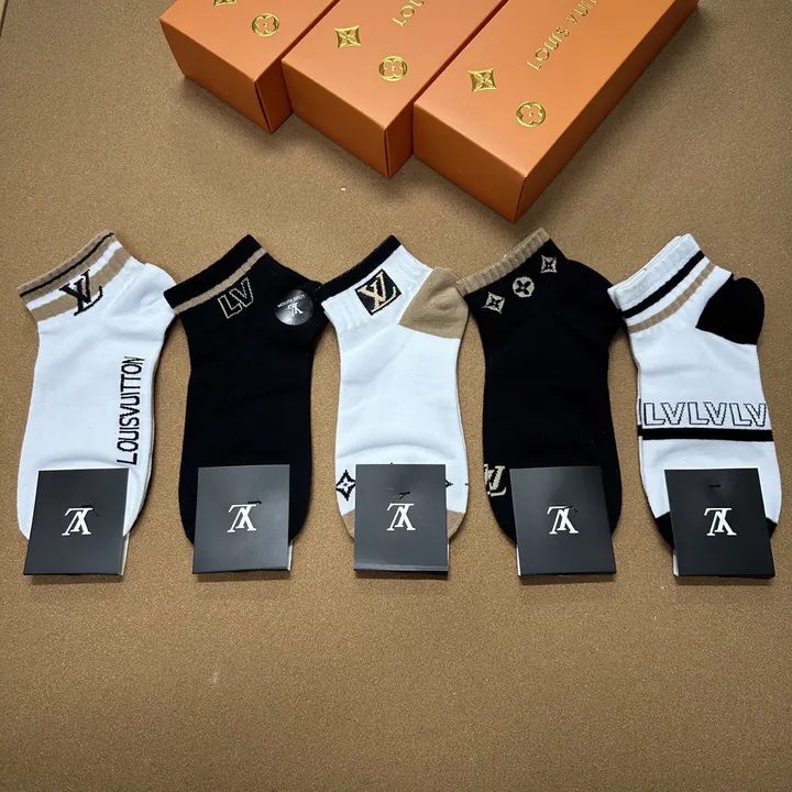 スーパーコピー ルイヴィトン 靴下