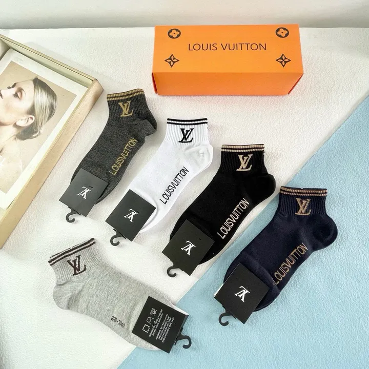 スーパーコピー ルイヴィトン 靴下