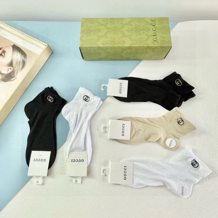 スーパーコピー グッチ 靴下